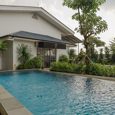 Reddoorz Plus Near Exit Toll Puncak 2 Богор Экстерьер фото