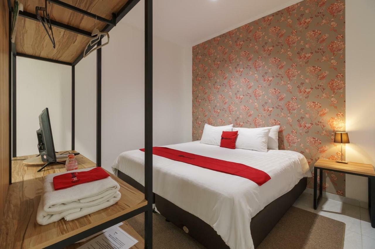 Reddoorz Plus Near Exit Toll Puncak 2 Богор Экстерьер фото